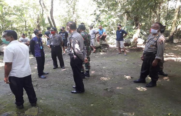Telah-Terjadi-Kebakaran-Bedeng-di-Br-Brahmana-Desa-Sangeh_480603.jpg